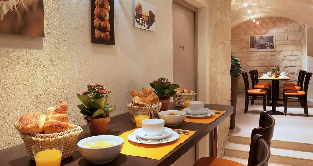 Hotel 85 Saint Honore 3*