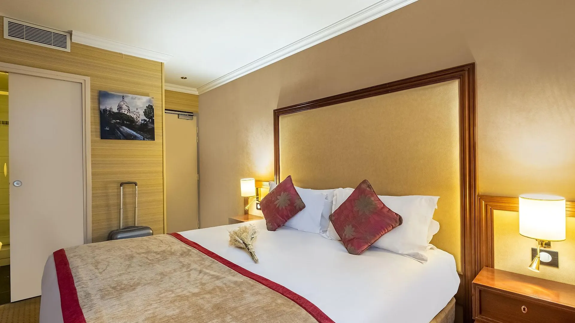 Hotel 85 Saint Honore 3*