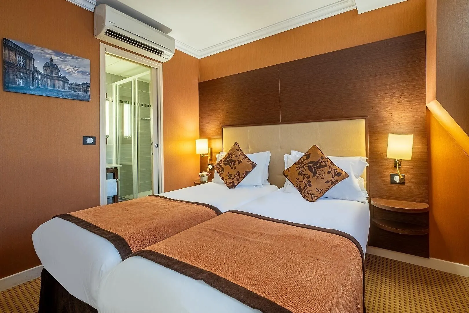 85 Saint Honore Otel