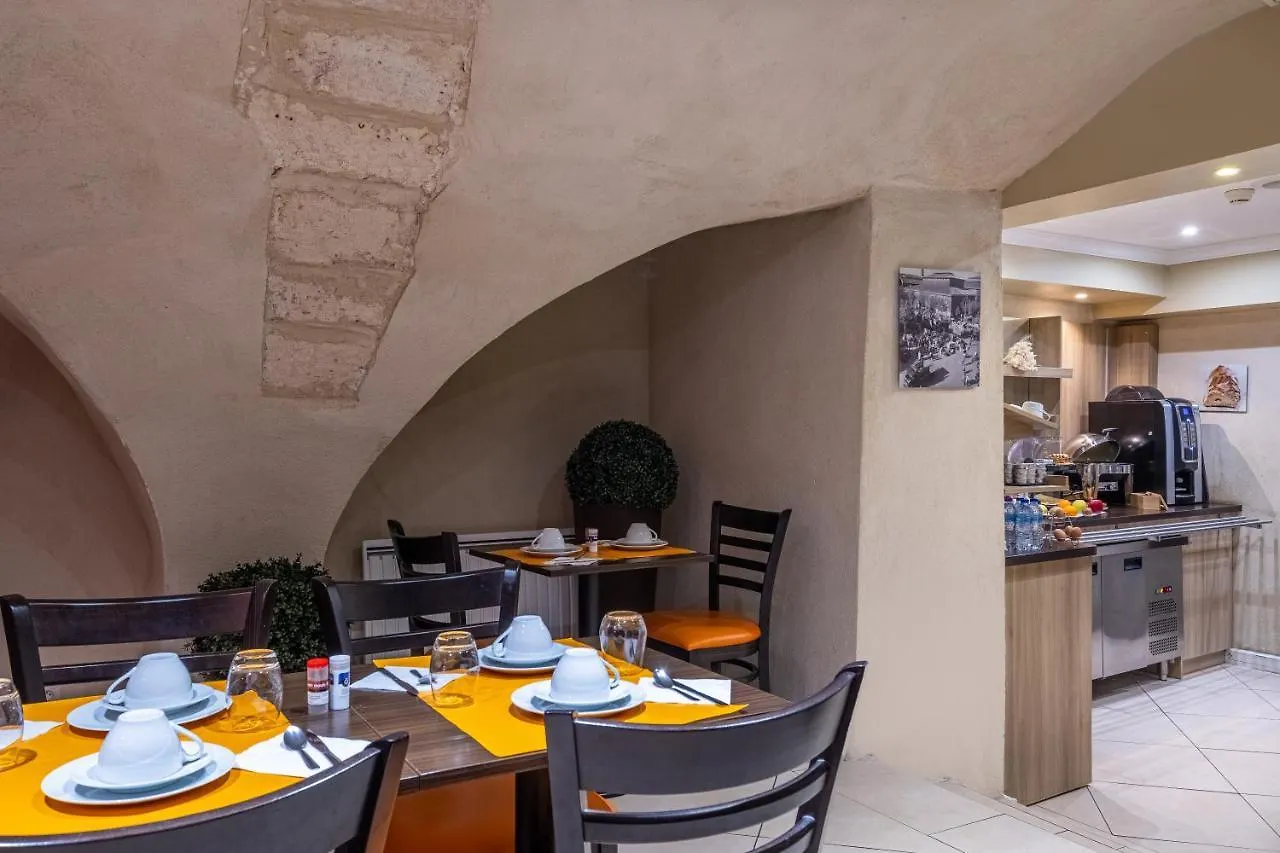 85 Saint Honore Hotell 3*