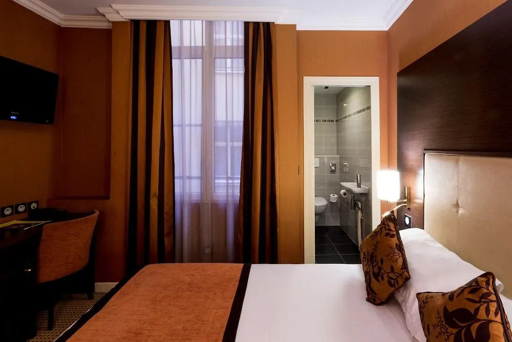 85 Saint Honore 3* Paris